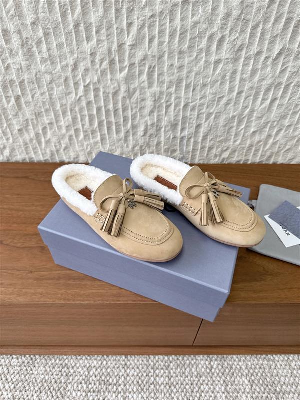 2025126112128393 310